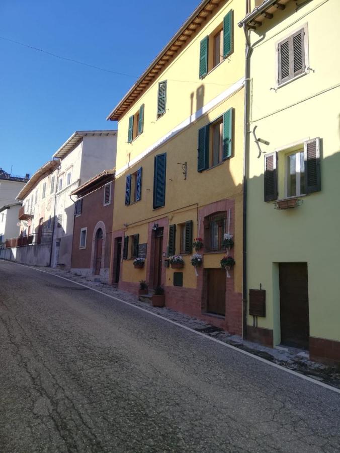 La Torre Di Morro Bed & Breakfast Camerino Exterior photo